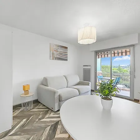 Studio, à Deux Pas Des Plages, Terrasse Et Parking Appartamento Bandol