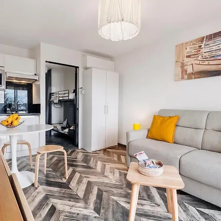 Studio, A Deux Pas Des Plages, Terrasse Et Parking Apartment *