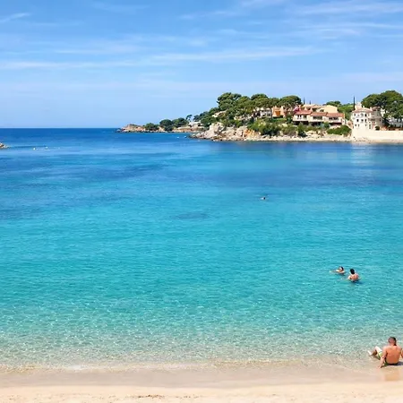 Studio, A Deux Pas Des Plages, Terrasse Et Parking
