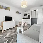 Διαμέρισμα Studio, A Deux Pas Des Plages, Terrasse Et Parking