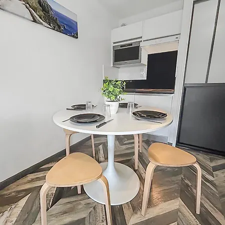 Studio, A Deux Pas Des Plages, Terrasse Et Parking アパート *