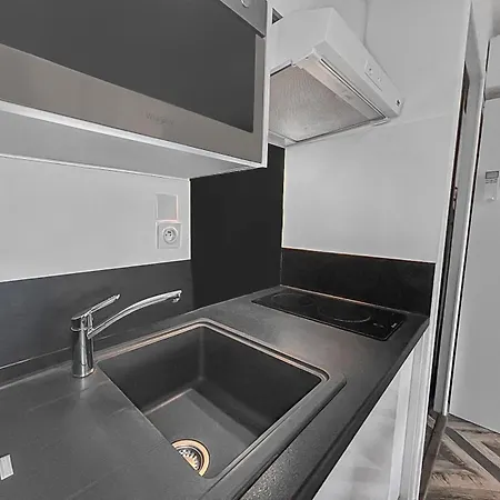 Studio, A Deux Pas Des Plages, Terrasse Et Parking Bandol