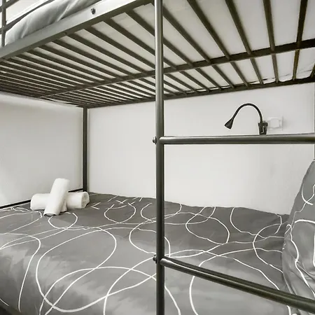 Studio, A Deux Pas Des Plages, Terrasse Et Parking * バンドール